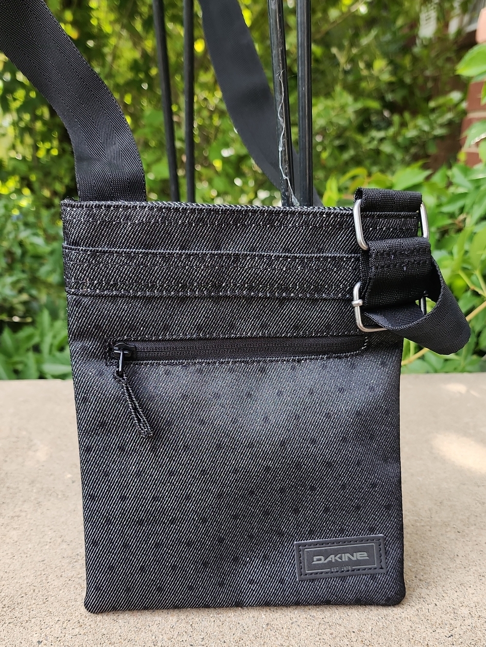 Dakine Black Crossbody Shoulder Bag